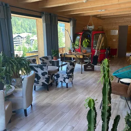 Le Schuss Hotel 3*